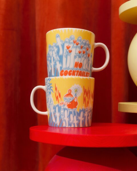 Arabia Hrnček Moomin Party Queue 0,4l