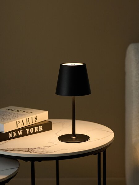 Sinsay - Moderná stolová LED lampa - čierna