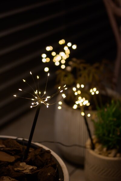 Záhradné osvetlenie na solárne napájanie Firework – set 3 ks