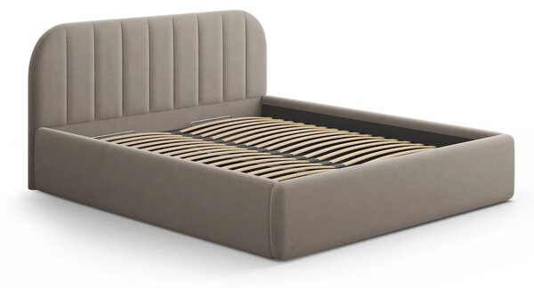 Svetlohnedá čalúnená dvojlôžková posteľ s úložným priestorom s roštom 160x200 cm Juno – Windsor & Co Sofas
