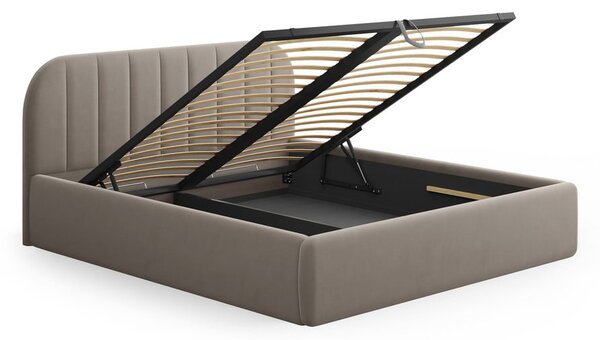 Svetlohnedá čalúnená dvojlôžková posteľ s úložným priestorom s roštom 160x200 cm Juno – Windsor & Co Sofas