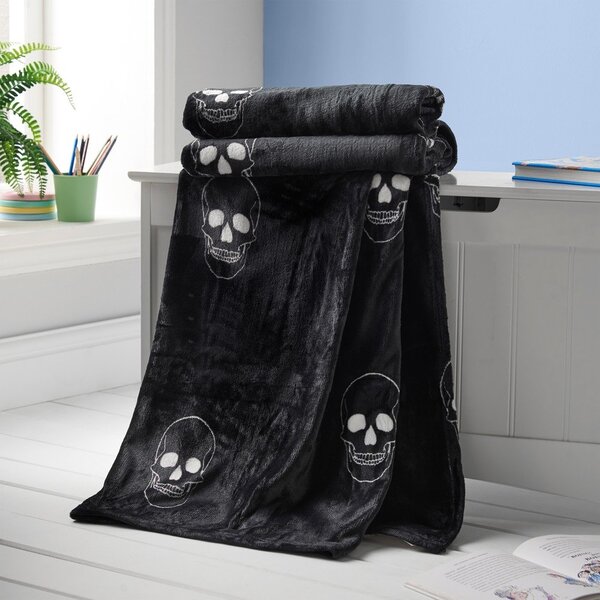 Tmavosivá detská deka z mikroplyšu 130x170 cm Skulls – Catherine Lansfield