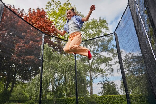 TRAMPOLÍNA - Online Only záhrada, Online Only