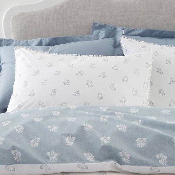 Biele/modré bavlnené obliečky na dvojlôžko 200x200 cm Esme Floral – Bianca