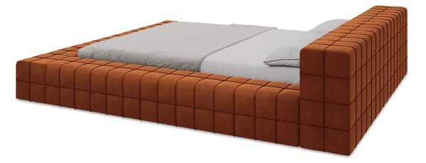 Terakotová čalúnená dvojlôžková posteľ s roštom 140x200 cm Akela – Makamii