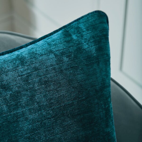 Dekoračný vankúš zo ženilky 55x55 cm Selene Luxury Chenille – Hyperion