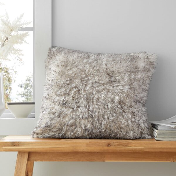 Dekoračný vankúš z umelej kožušiny 45x45 cm Arctic Fox – Catherine Lansfield
