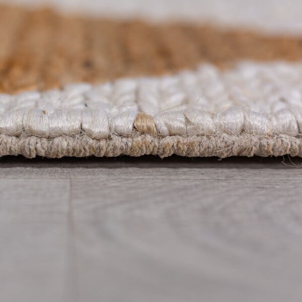 Biely/v prírodnej farbe ručne tkaný behúň s prímesou juty 80x230 cm Effie Diamond – Flair Rugs