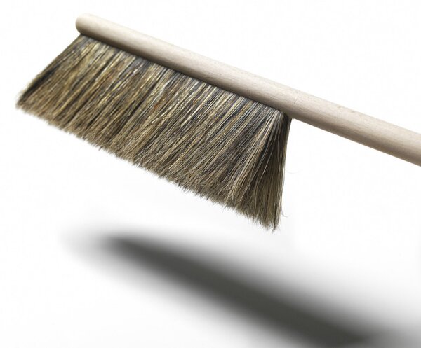 Normann Copenhagen Metlička a lopatka Dustpan & Broom, black