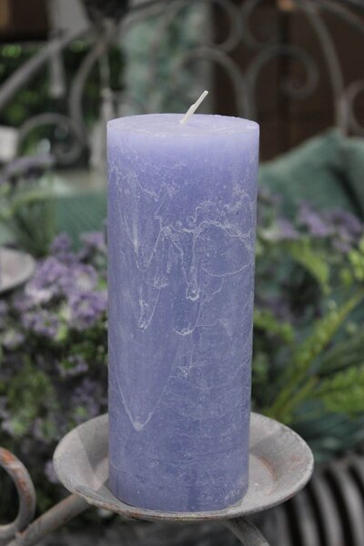 Modrá dekoračná sviečka 18cm