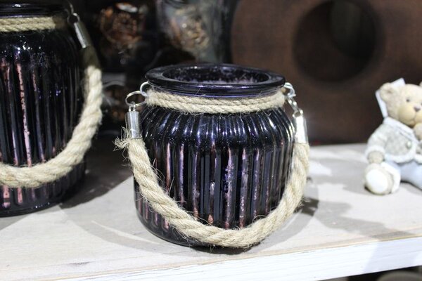 Fialový tmavý sklenený svietnik s lanom 10cm