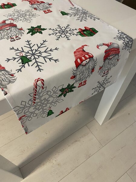 Vianočný obrus Biely Škriatok 40x80 cm
