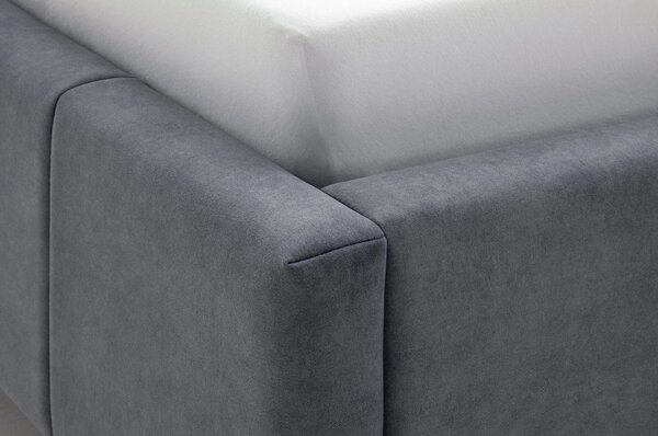 Antracitová čalúnená dvojlôžková posteľ s úložným priestorom s roštom 180x200 cm Lizzano – Meise Möbel