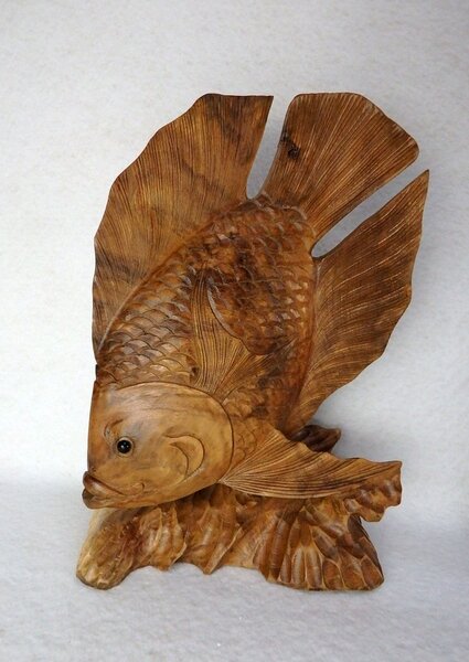 Soška RYBKA, 30 cm, exotické drevo, ručná práca