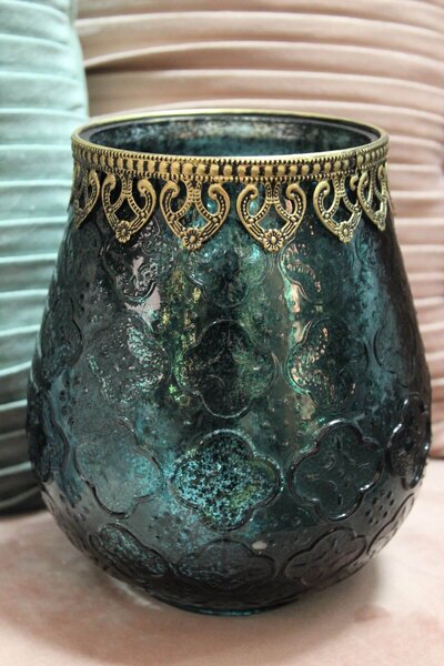Tyrkysový sklenený svietnik s ornamentom 18cm