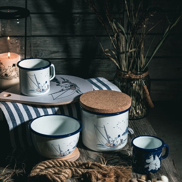 Dóza s vrchnákom Moomins Sailors 1,3l, smalt-korok / modro-biela