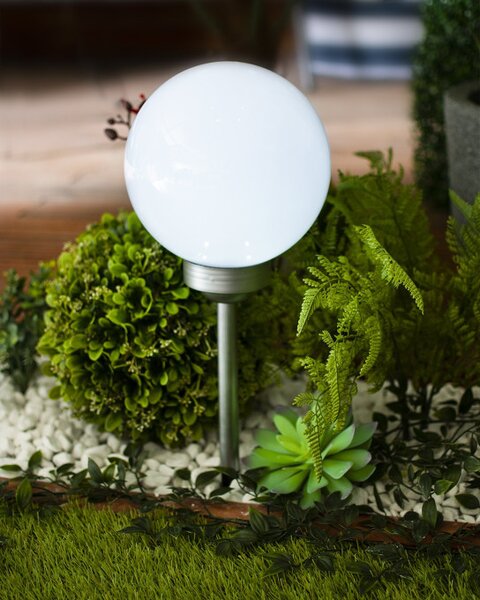 Solárna záhradná lampa v tvare gule 20 cm