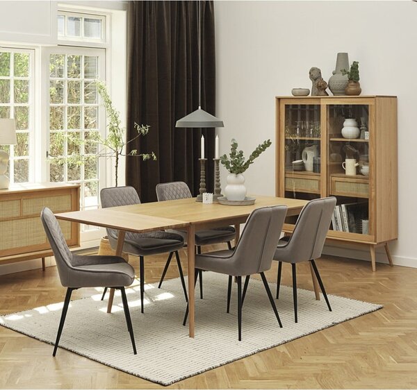 Rozkladací jedálenský stôl s doskou v dubovom dekore v prírodnej farbe 150x90 cm Barrali – Unique Furniture