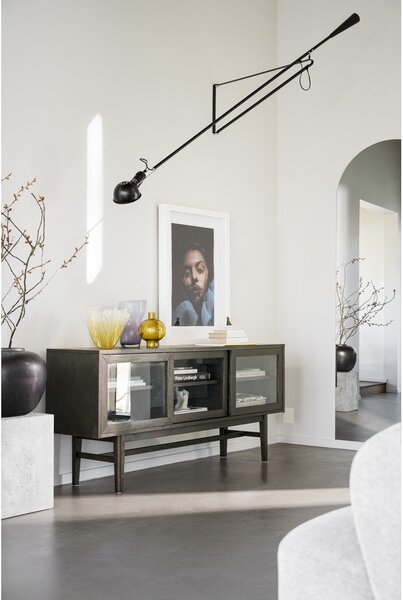 Hnedá vitrína v dekore duba s posuvnými dverami 170x75 cm Hazelton – Rowico