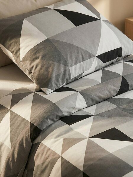 Sinsay - Bavlnená posteľná bielizeň s geometrickým vzorom - čierna