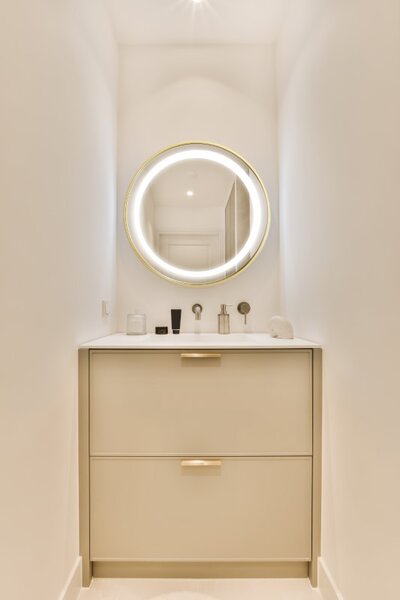 LED kúpeľňové okrúhle zrkadlo s osvetlením priemer 60 cm 557lm 3000+4000+6000K IP44, zlaté, priehľadné - Zuma Line LUSTRO D251801