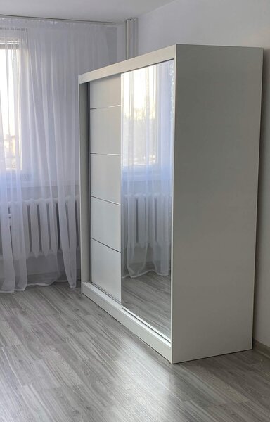 Skriňa so zrkadlom Valery II 150 - biela