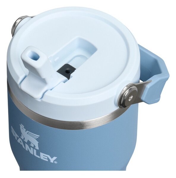 Sivomodrá termoska z nehrdzavejúcej ocele 600 ml IceFlow™ Flip Straw 2.0 Tumbler Indigo – Stanley