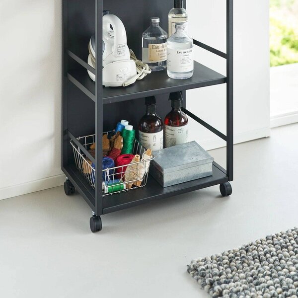 Čierny kovový pojazdný regál 42x84,5x32 cm Tower – YAMAZAKI