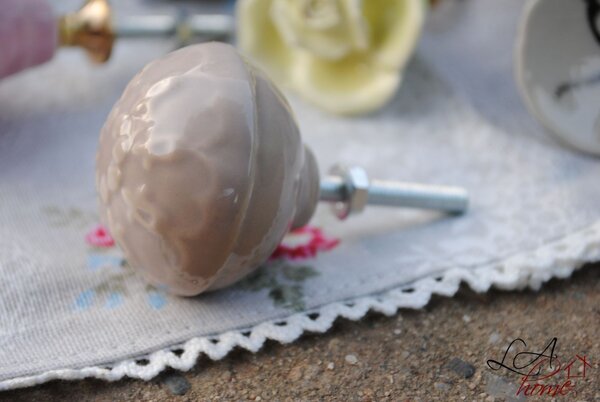 Svetlo hnedá úchytka Ornament - Ø 4 * 4 cm - Clayre & Eef