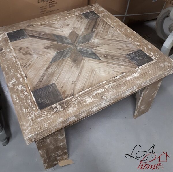 Drevený konferenčný stolík Jacques s patinou - 90 * 90 * 50 cm - Clayre & Eef