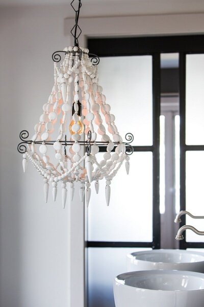 Závesné svetlo Lyna drevené biele koráliky - Ø42 * 56 cm - Light & Living