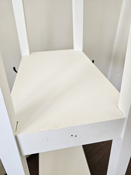 Biely drevený stojaci vešiak s poličky a háčiky - 60 * 40 * 175 cm - J-Line by Jolipa