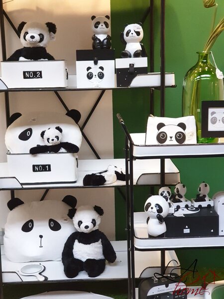 Box na papierové vreckovky Panda -25 * 13 * 8,5 cm - J-Line by Jolipa