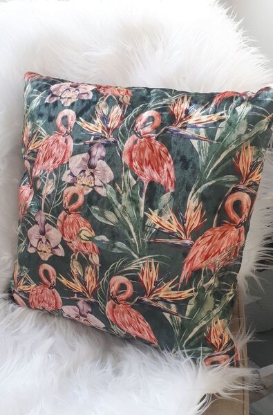 Zelený zamatový vankúš s plameniakmi - 35 * 35cm - Colmore by Diga