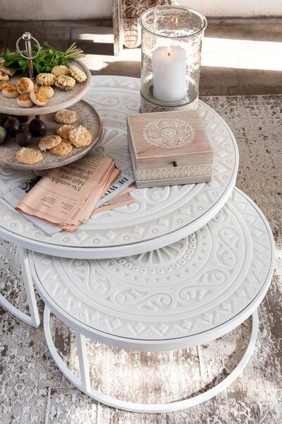 Set 2 bielych kovových stolíkov s ornamentovou doskou - Ø79 * 36 cm - J-Line by Jolipa