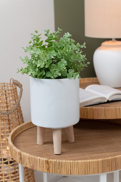 Cementový biely kvetináč na drevených nôžkach - Ø16 * 24,5 cm - J-Line by Jolipa