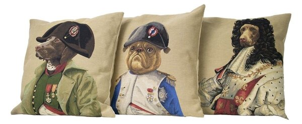 Béžový gobelínový vankúš s motívom buldočka v napoleonskej uniforme - 45 * 15 * 45cm - Mars & More
