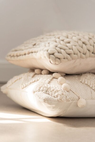 Pletený krémový vankúš Tricot white - 40 * 40 cm - J-Line by Jolipa