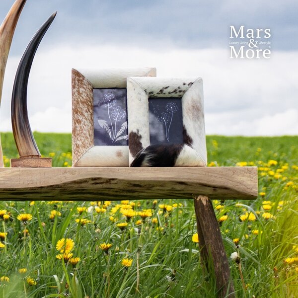 Stojace fotorámček z bielo-hnedej kravskej kože Gonfler - 13 * 18cm - Mars & More
