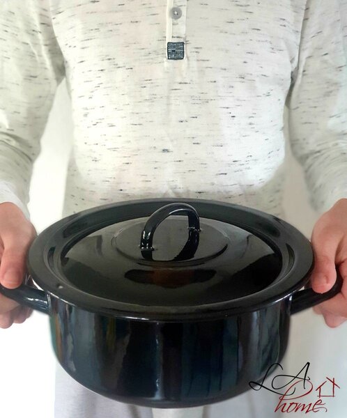 Čierny smaltovaný hrniec s pokrievkou Blacck - Ø20cm - 2,8L - Münder Email
