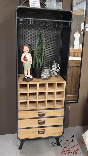 Kovovo-drevená retro skriňa na víno a poháre Bartion - 57*35*163 cm - Clayre & Eef