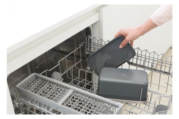 Tmavosivá nádoba na kompostovateľný odpad 1,8 l SinkSide – Brabantia