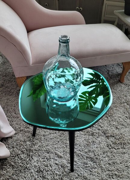 Čierny drevený odkladací stolík so zelenou sklenenou doskou Divo- 54*45*48 cm - Light & Living