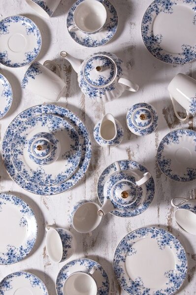 Porcelánový hrnček s modrými kvety Blue Flowers - Blue Flowers - 12*9*11 cm / 330ml - Clayre & Eef