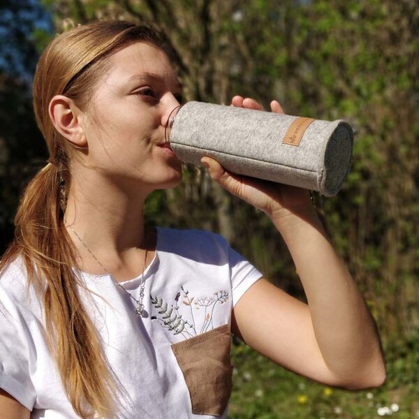Tmavosivý filcový obal na sklenenú fľašu - Ø 7*21cm / 450ml a 650ml - Goodways