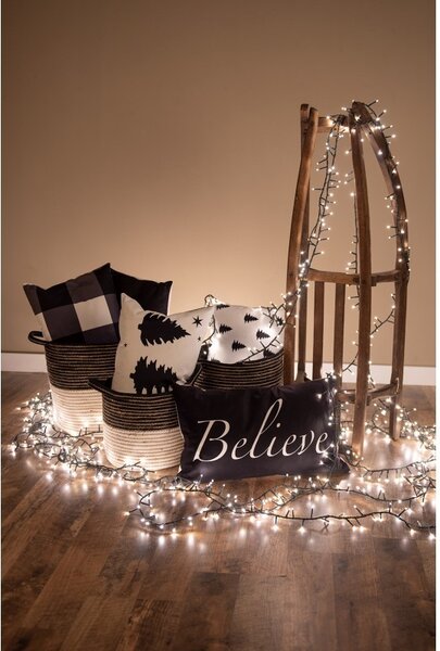 Bielo-čierna obliečka na vankúš so stromčekmi Believe Black&White X-Mas - 30*50 cm - Clayre & Eef