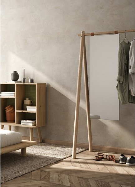 Vešiak z borovicového dreva so zrkadlom Karup Design Hongi Natural