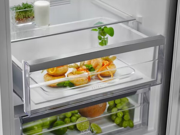 Electrolux LNT7ME36G2 - Kombinovaná chladnička