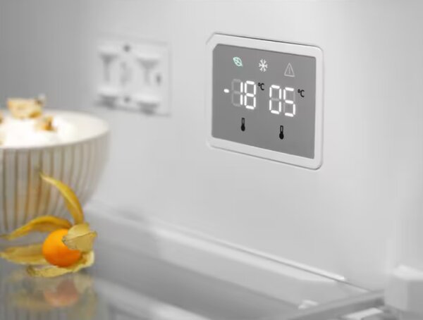 Electrolux LNT7ME36G2 - Kombinovaná chladnička