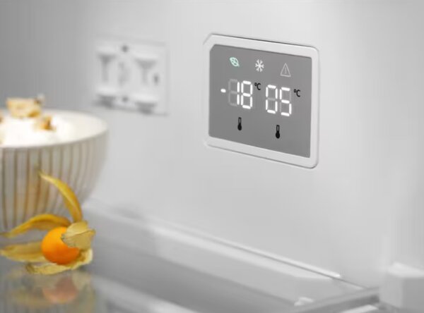 Electrolux LNT7ME36K2 - Kombinovaná chladnička